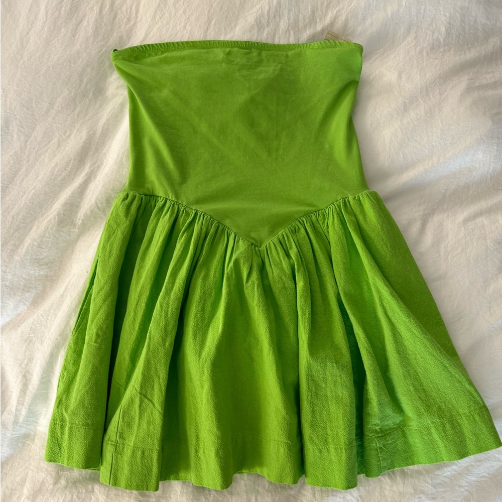 Free People Onda Drop Waist Mini! With tags, never worn- sold out online